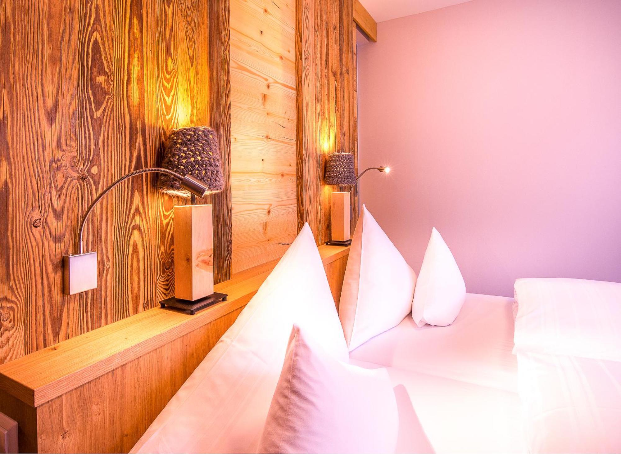 Hotel Steiner Superior オーバータウエルン エクステリア 写真