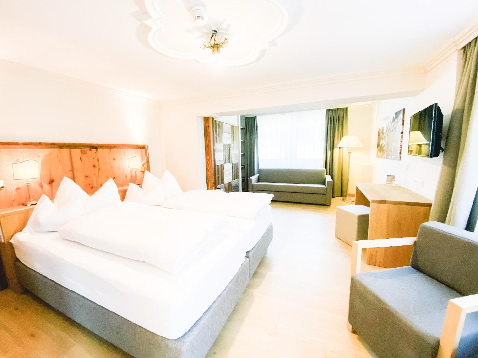 Hotel Steiner Superior オーバータウエルン エクステリア 写真